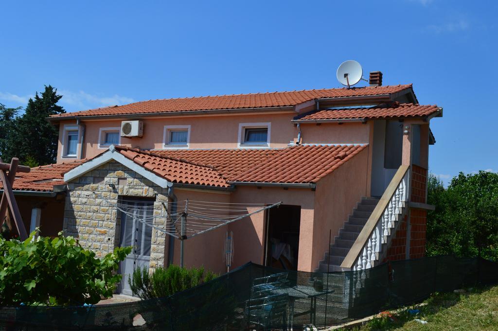 Apartment Ruzica Пула Екстер'єр фото